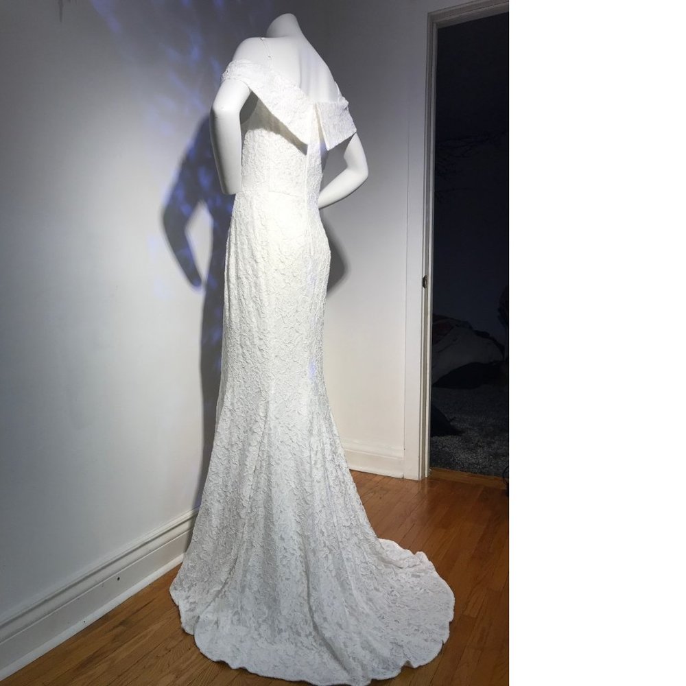 NWT Le Chateau Trumpet/Mermaid formal wedding bridal sheer mesh lace dress gown